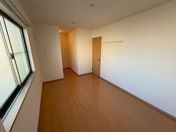 ラシック鷹匠の物件内観写真